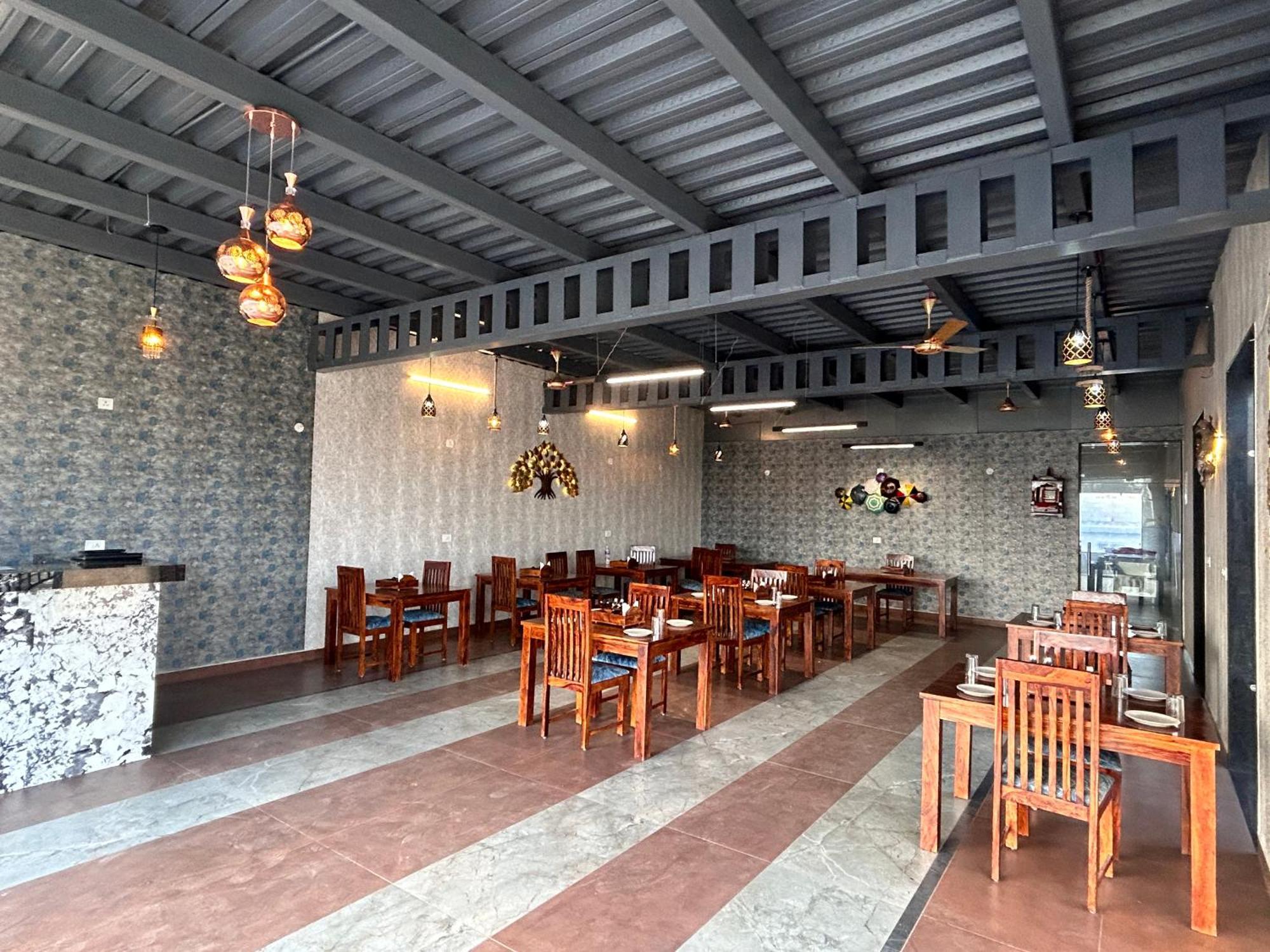 Royal Rajasthan Resort Sikar Extérieur photo