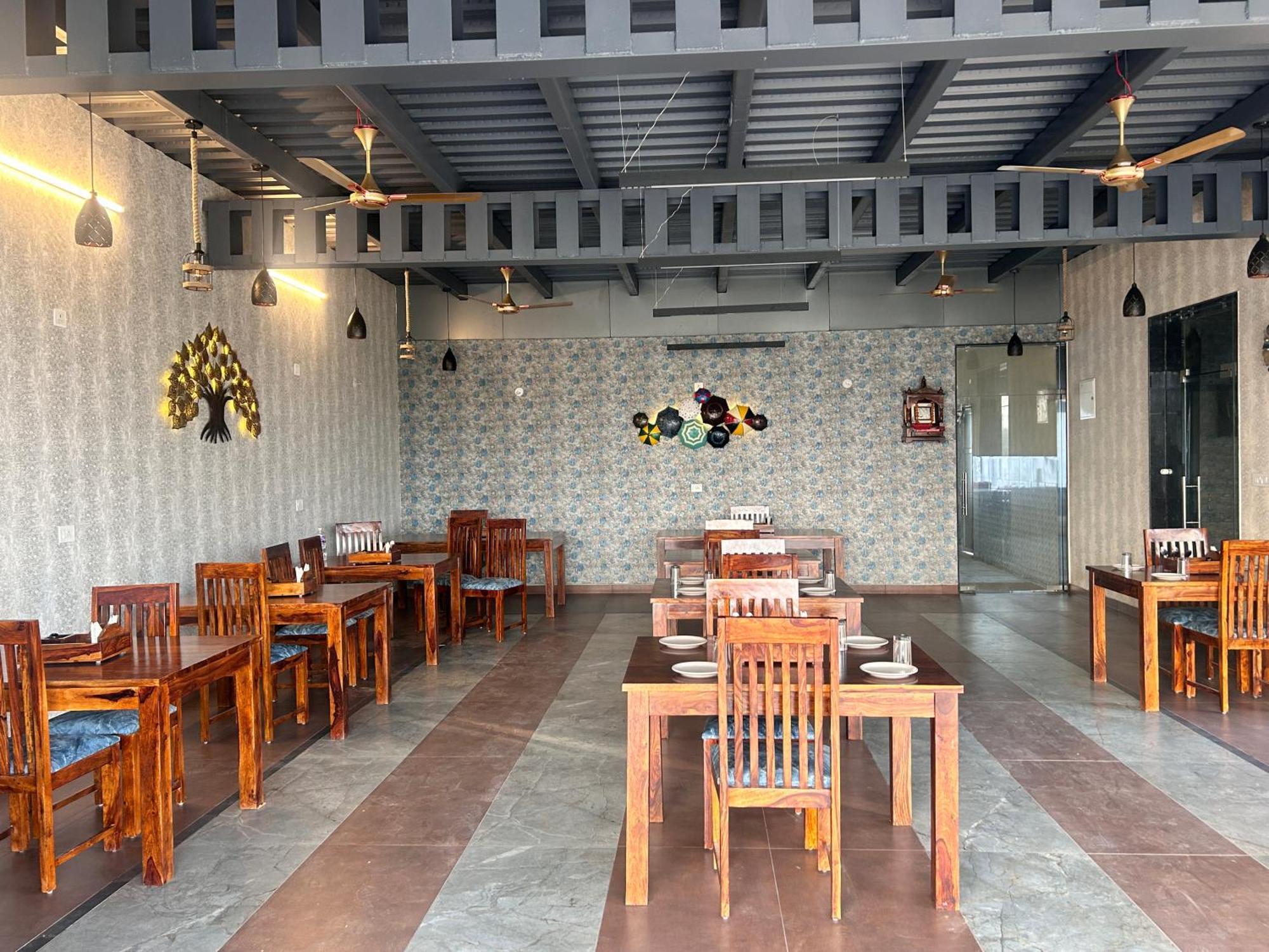 Royal Rajasthan Resort Sikar Extérieur photo