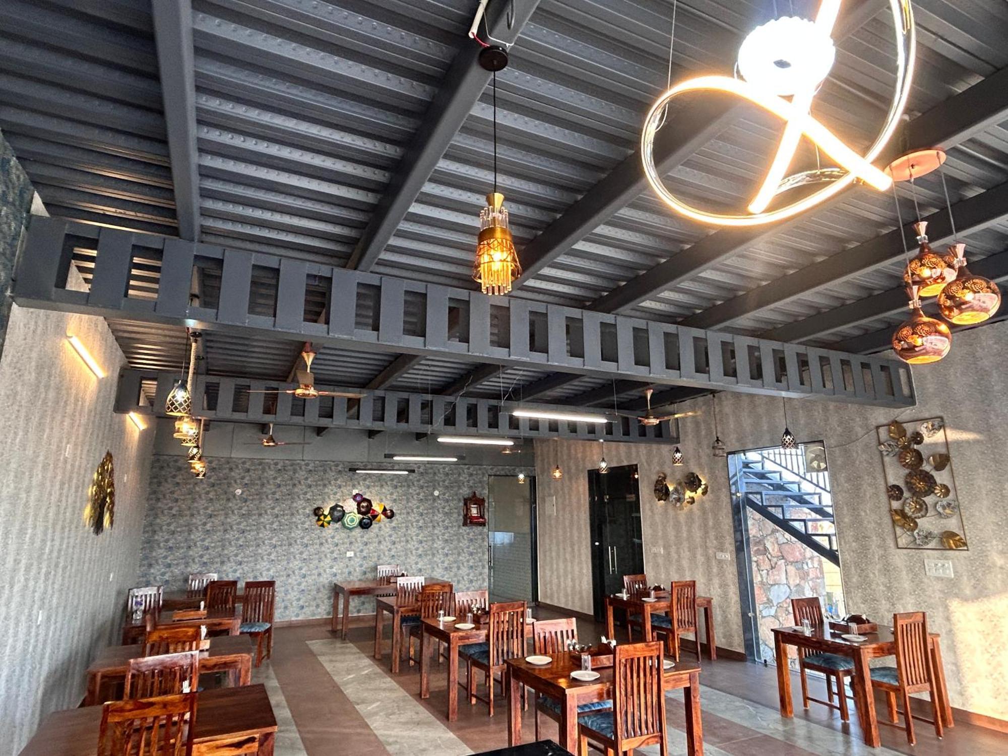 Royal Rajasthan Resort Sikar Extérieur photo