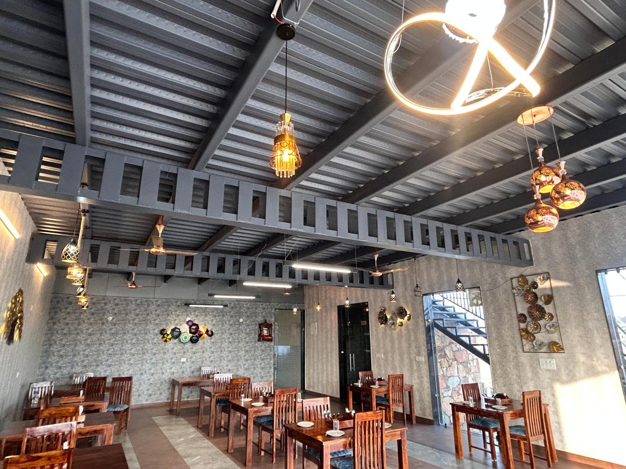 Royal Rajasthan Resort Sikar Extérieur photo