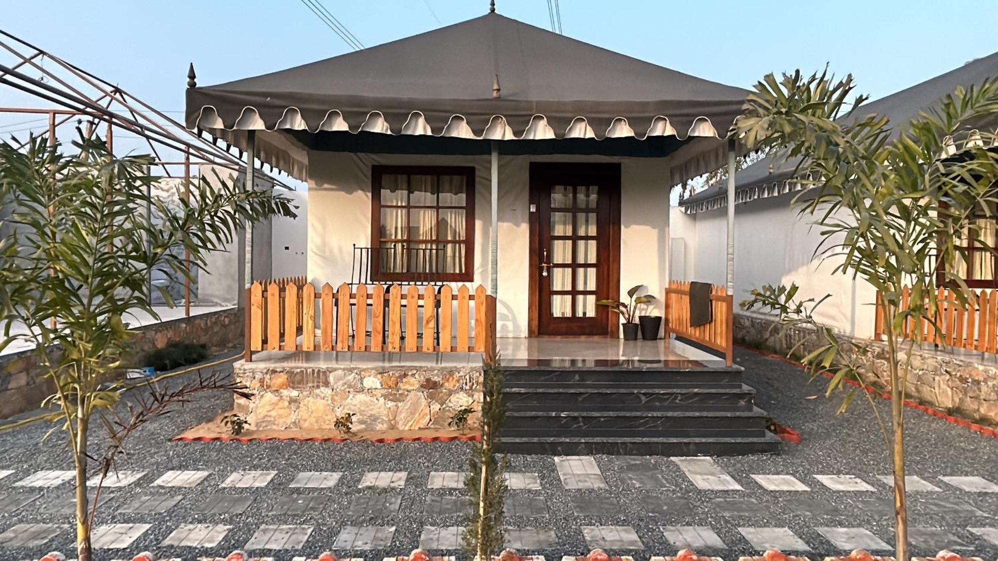 Royal Rajasthan Resort Sikar Extérieur photo
