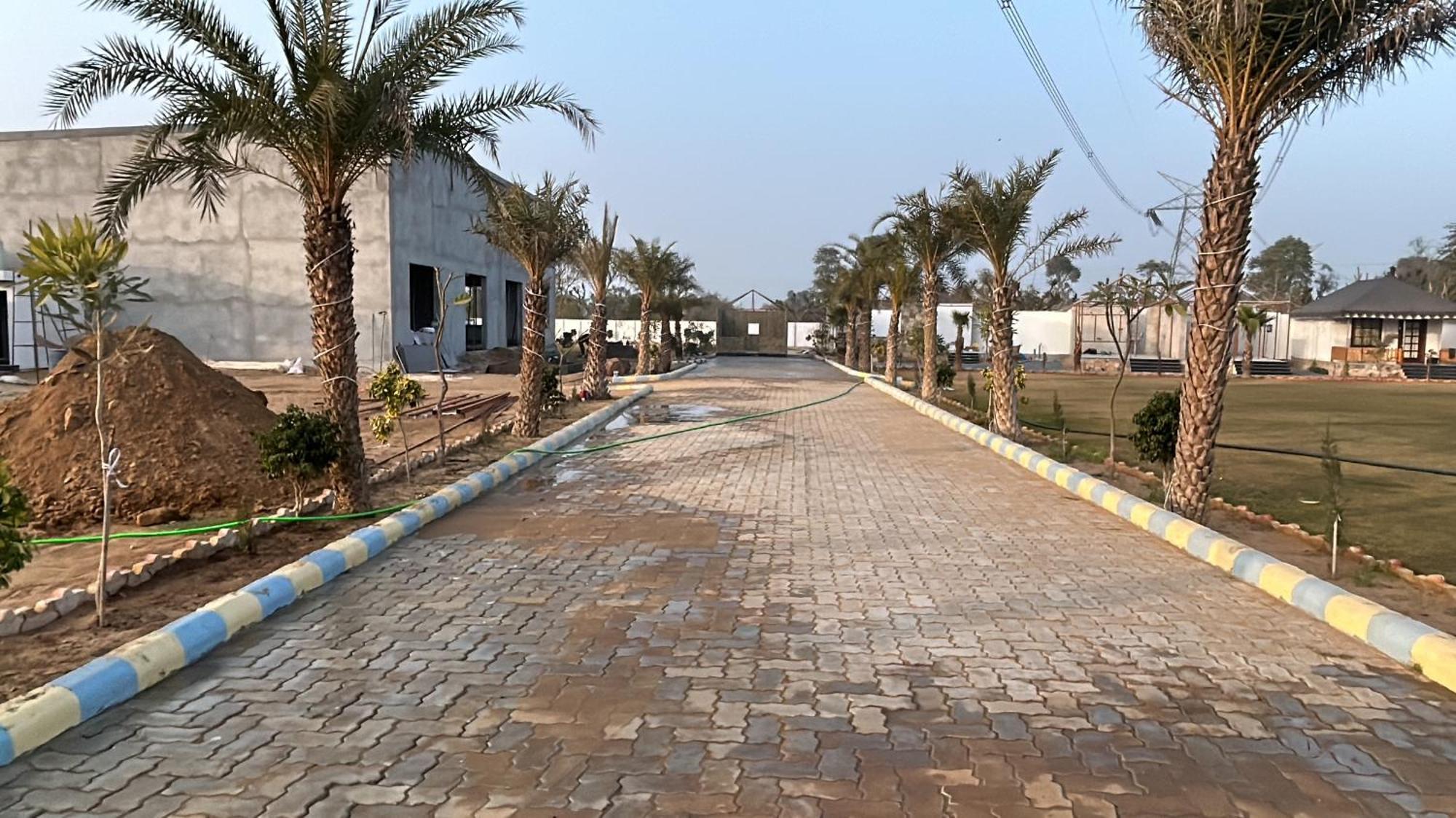 Royal Rajasthan Resort Sikar Extérieur photo
