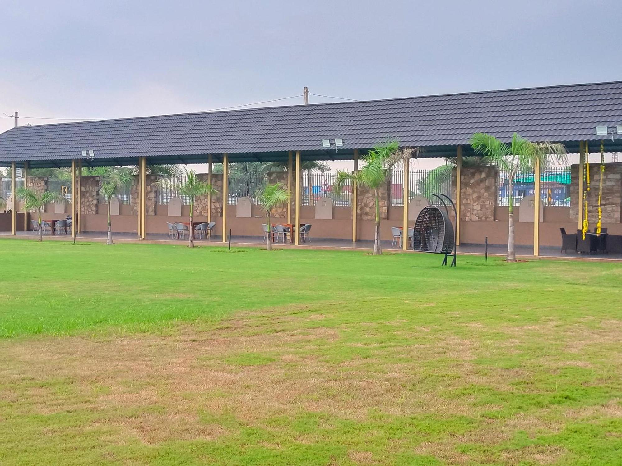 Royal Rajasthan Resort Sikar Extérieur photo